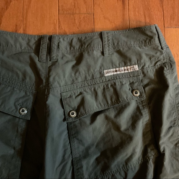 Eastern Mountain Sports Khaki Green Convertible Zipper 🪰 Pants! - Picture 4 of 9